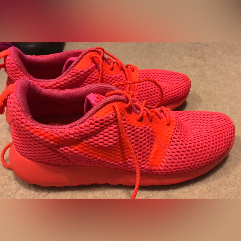 Neon bikes. 7.5. Worn twice.